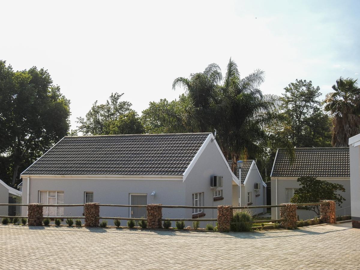 The Featherbed - Oudtshoorn Kültér fotó